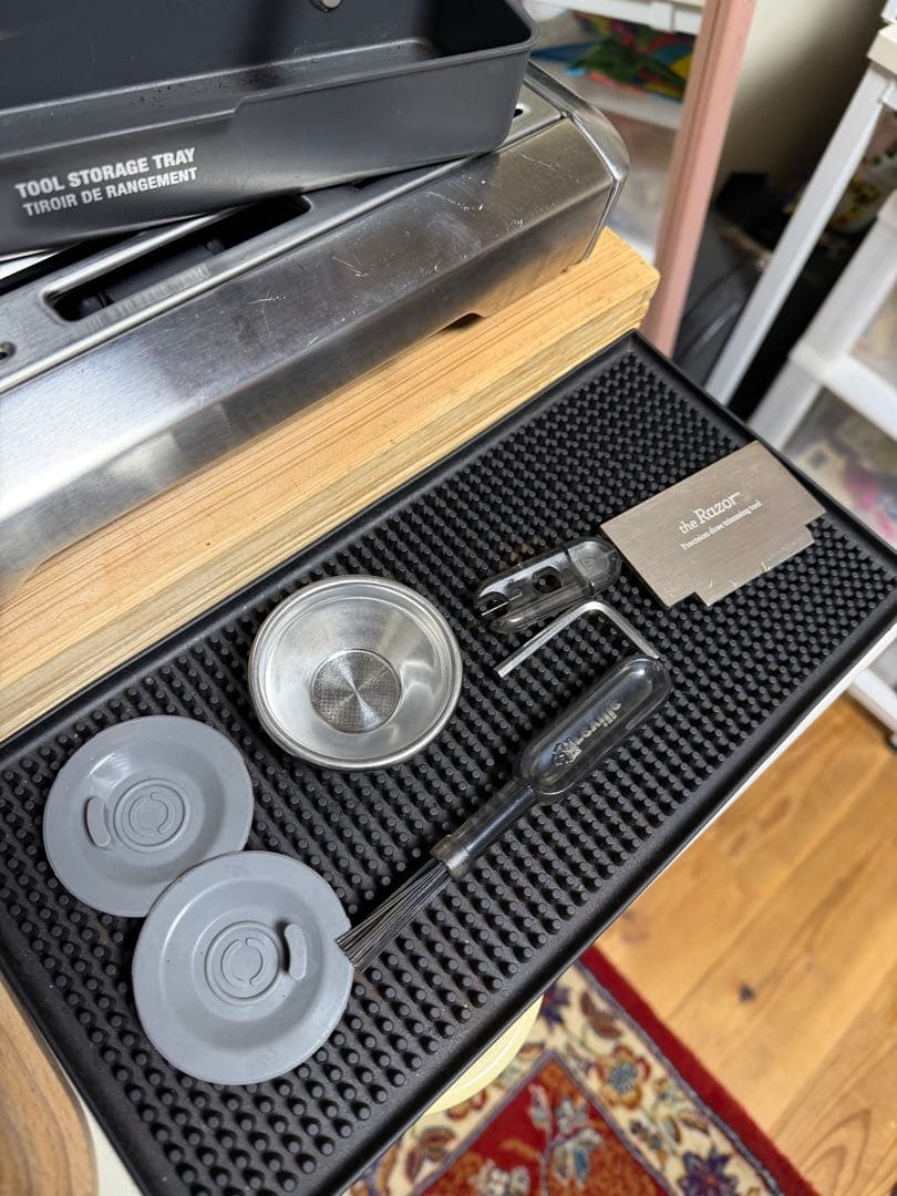 中古エスプレッソマシン Breville BES870XL/B