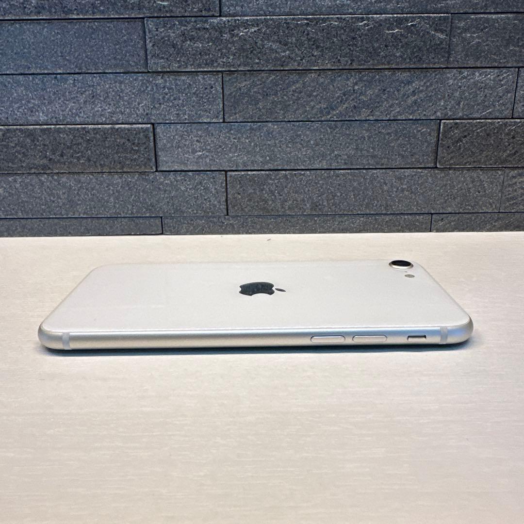 iPhone SE 第三世代 64GB