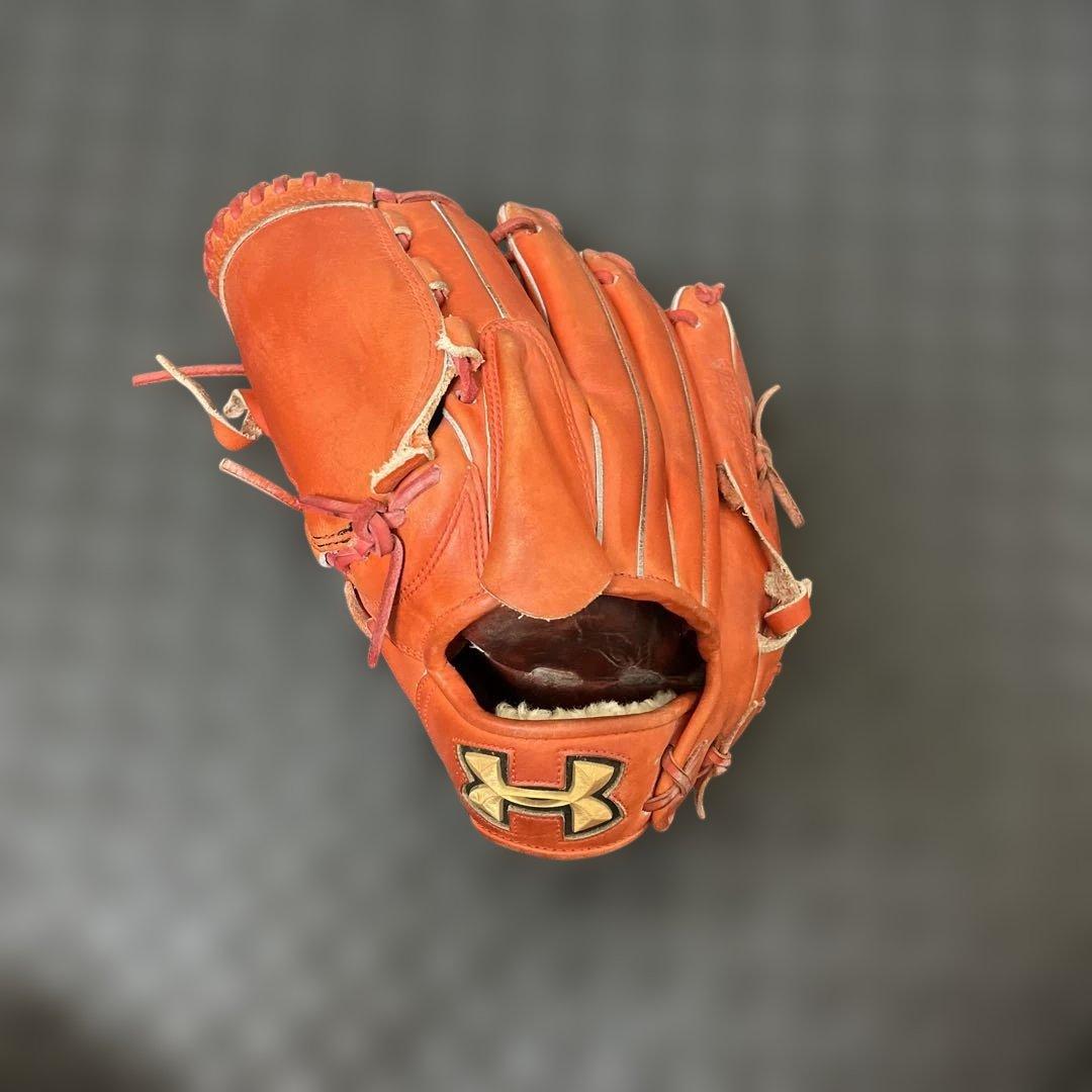 アンダーアーマー　左投手　硬式グローブ
