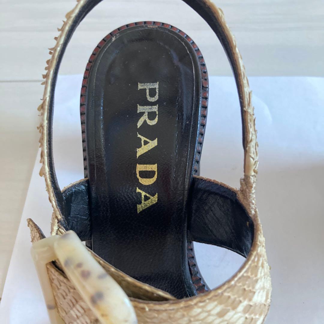 11月20日までタイムセール　PRADAスネイクサンダル