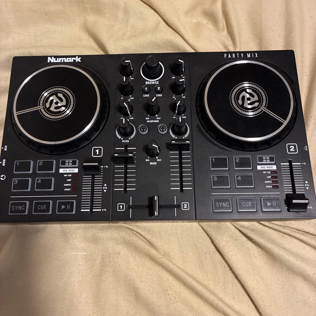 (箱、ケーブル付き)Numark Party Mix DJコントローラー