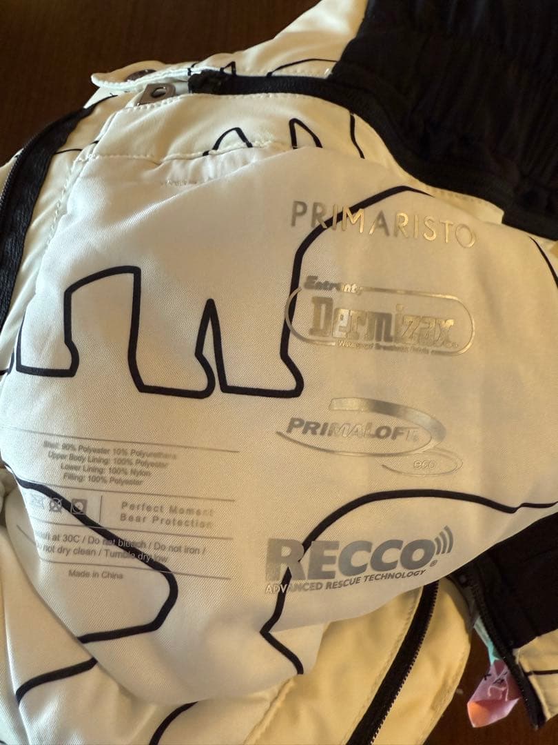 PERFECT MOMENT スキーウェア