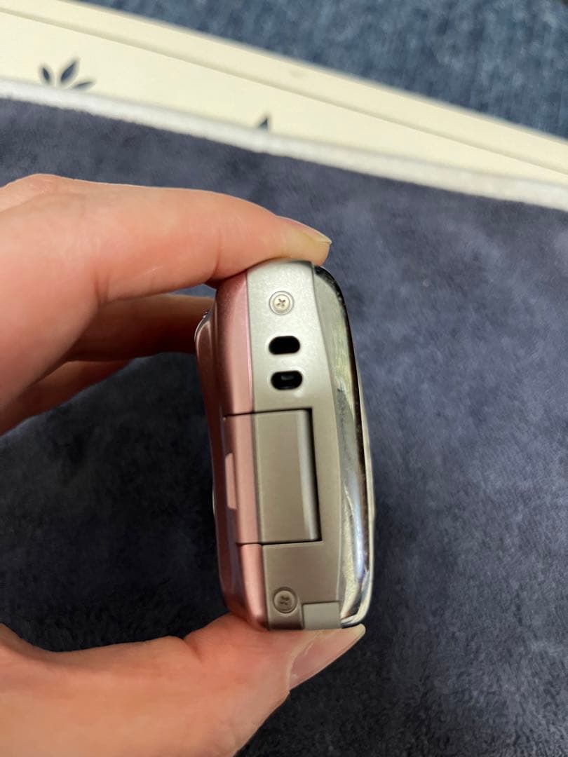 フジフィルム FinePix F70EXR ピンク