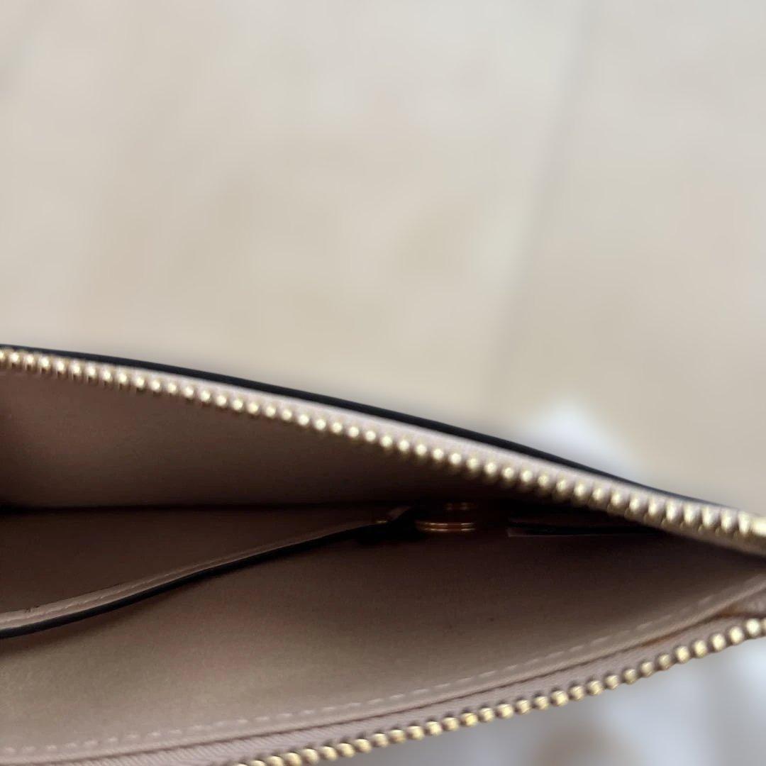 新品未使用　クロエ　Chloe キーリング付き小銭入れ、フラグメントケース