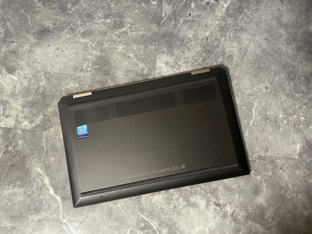 美品 HP SPECTRE corei7メモリ16GB NVMeSSD256GB