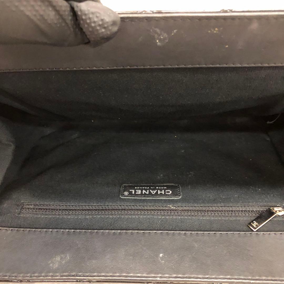 CHANEL ココマーク パテントレザー クラッチバッグ 17番台