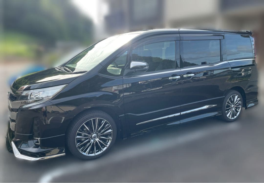 ② レイズ ベルサス ストラテジーア ヴォウジェ ノア ヴォクシー エスクァイア