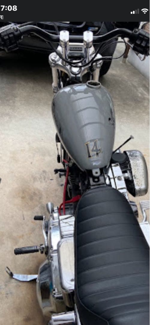 ダイナ　ハーレー　ピーナツタンク