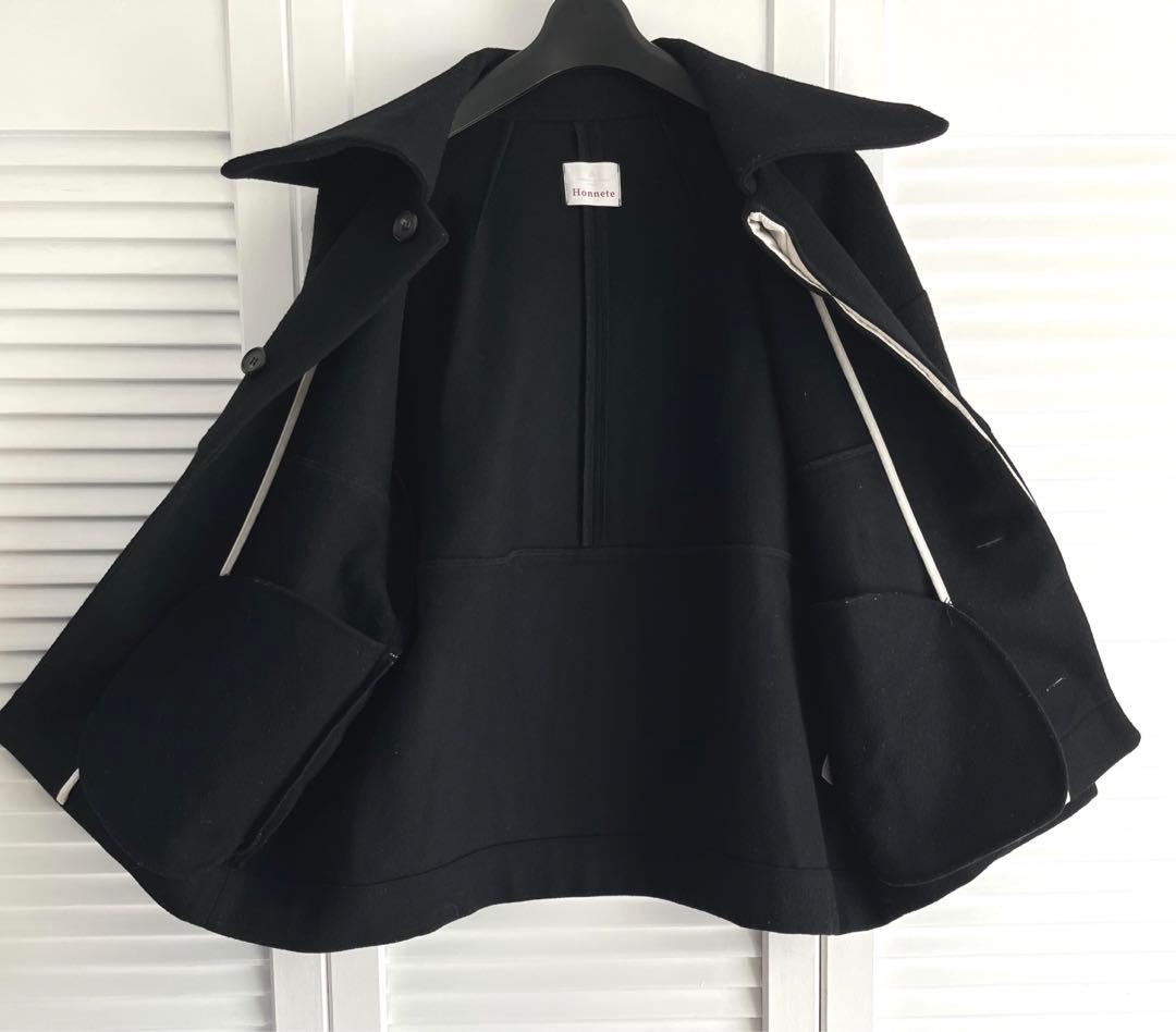 美品　Honnete ショートバルーンコート　ポーランド製　ブラック