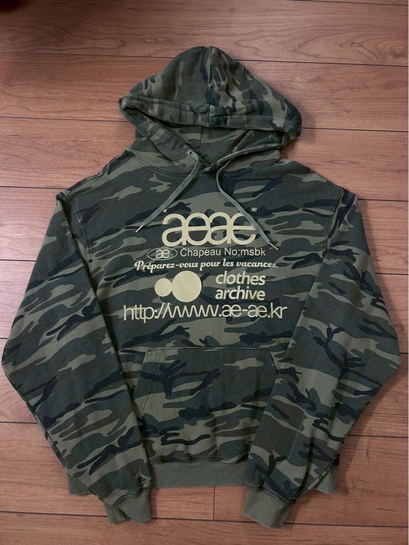 【aeae】カモフラージュロゴパーカー