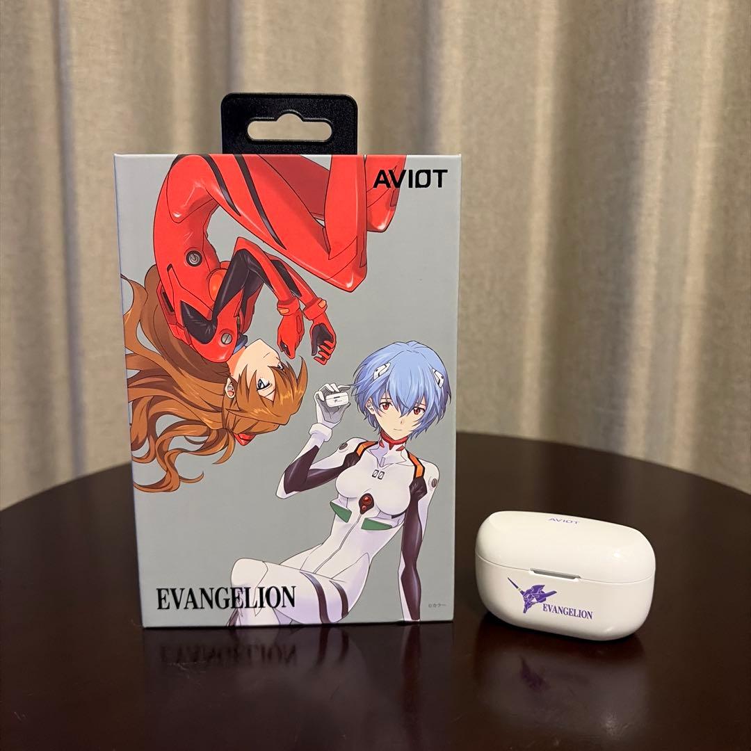 AVIOT×EVAコラボ　イヤホン！