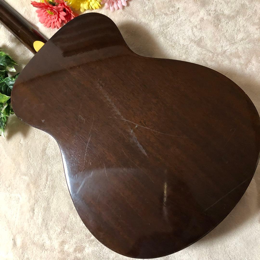 YAMAHA ヤマハ　ギター　アコースティックギター　アコギ　FG-122