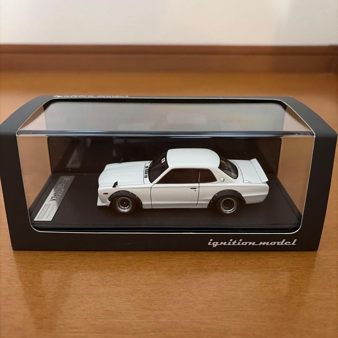 イグニッションモデル ハコスカ 白 1/43