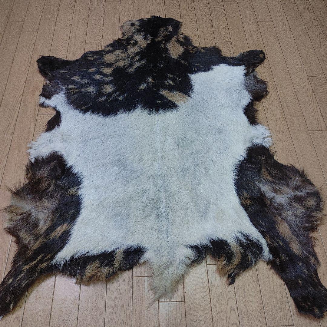 カウヘアー　カウラグ 天然牛革 新品 インテリア
