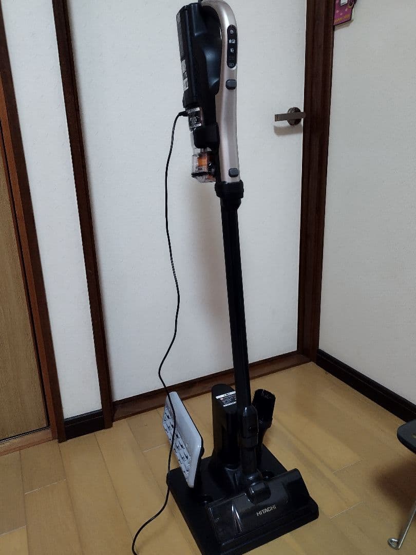 日立 掃除機　パワかるステッククリーナーPV-BL30K（2023年製)