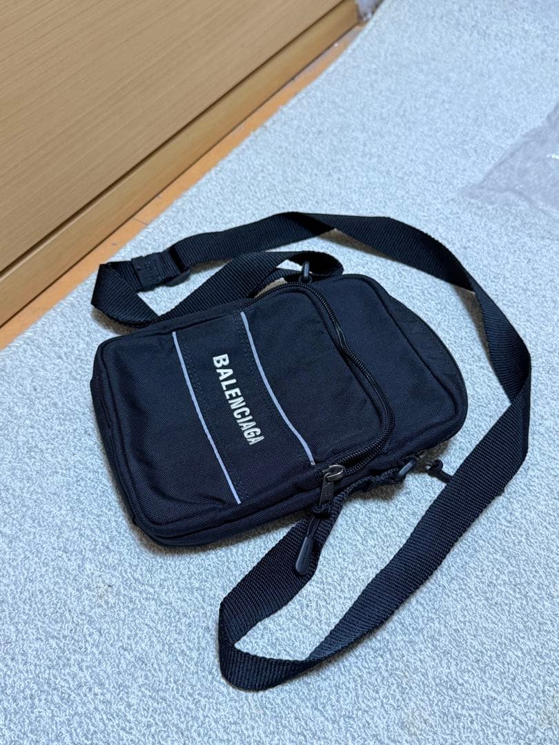 BALENCIAGA ショルダーバッグ 黒