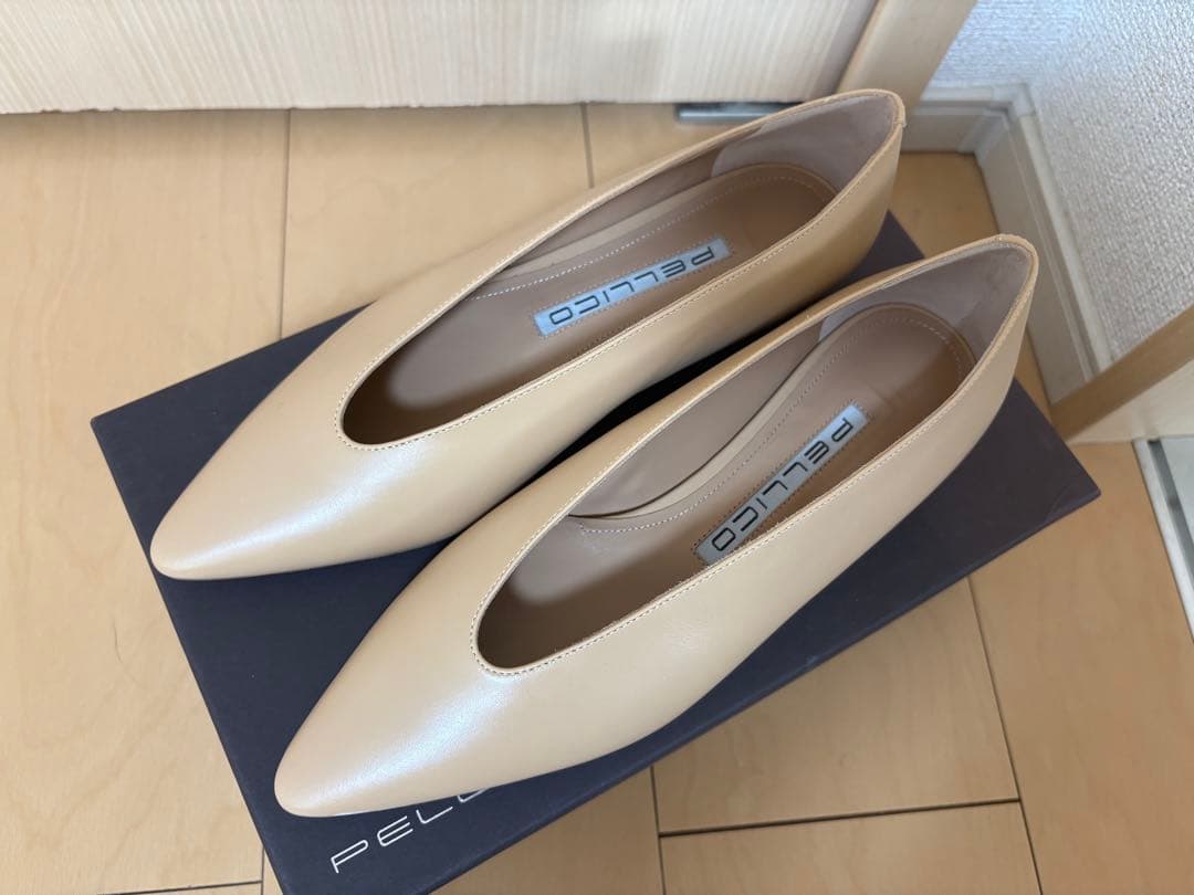 新品 PELLICO NEBI 35.5 ペリーコ ベージュ