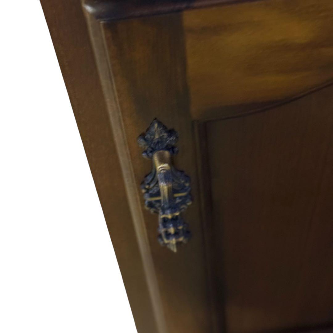 HR636 【美品】希少デザインkarimoku コロニアルスリムカップボード