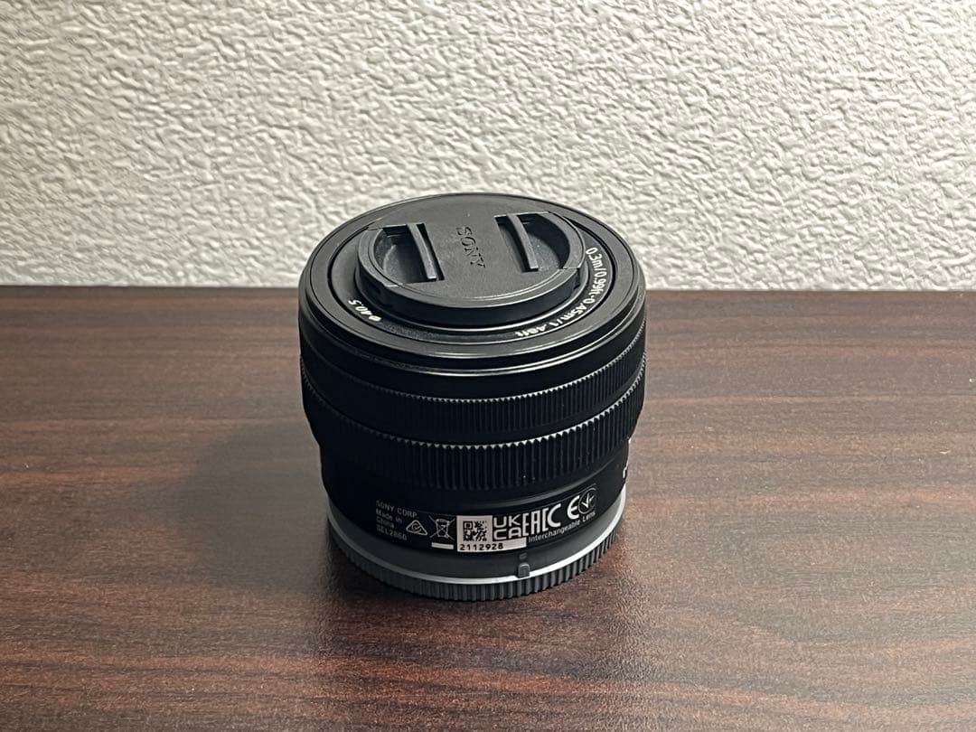 Sony FE 28-60mm f/4.5-6.3 レンズ