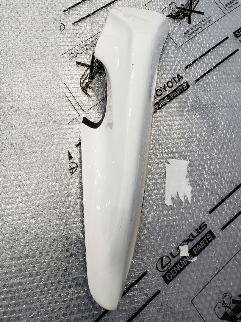 レクサス純正 20系IS 後期 Fスポーツ？フロントリップ エアロ⭐希少⭐中古