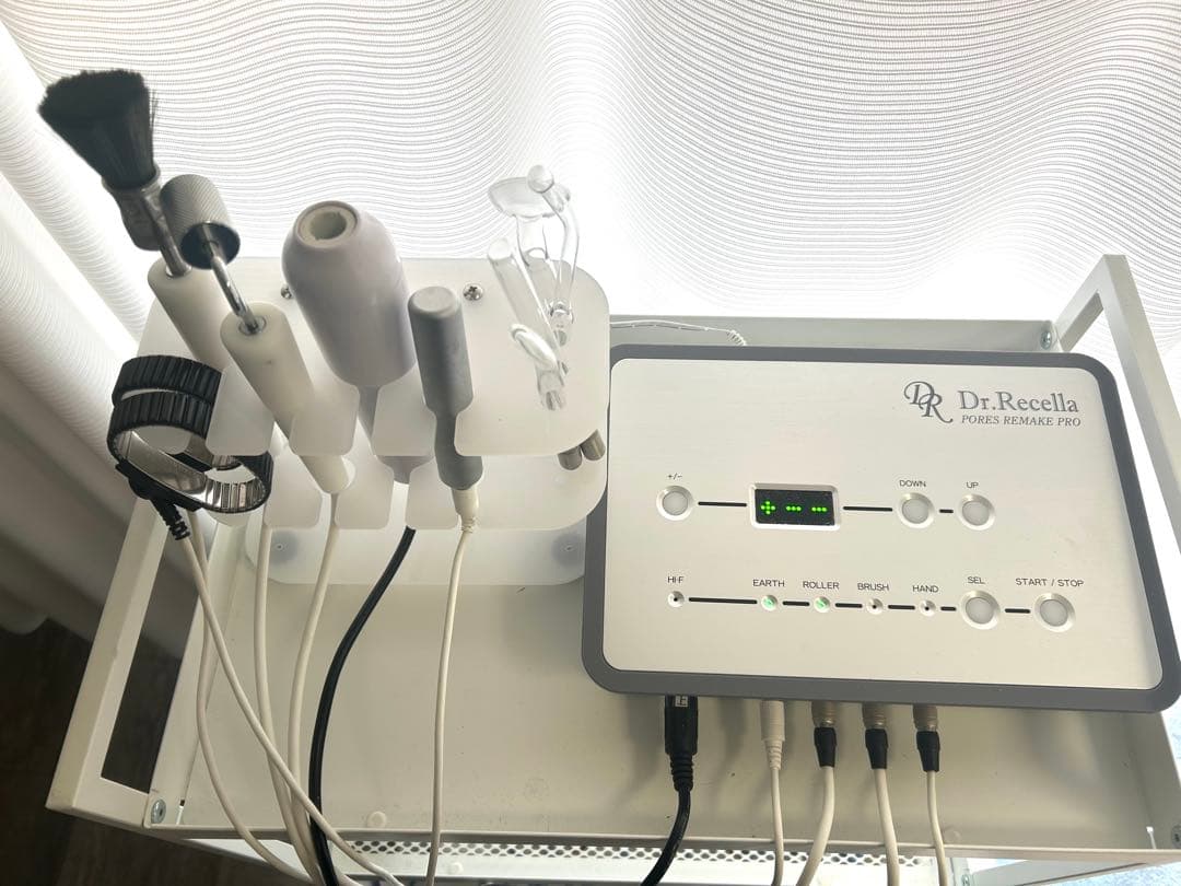 【定価200万円相当】ドクターリセラ 美顔機2台セット｜動作確認済・付属品付