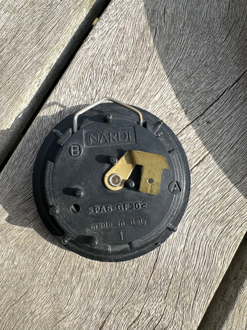 NARDI GARA4 TYPE4 365mm ブラックレザー