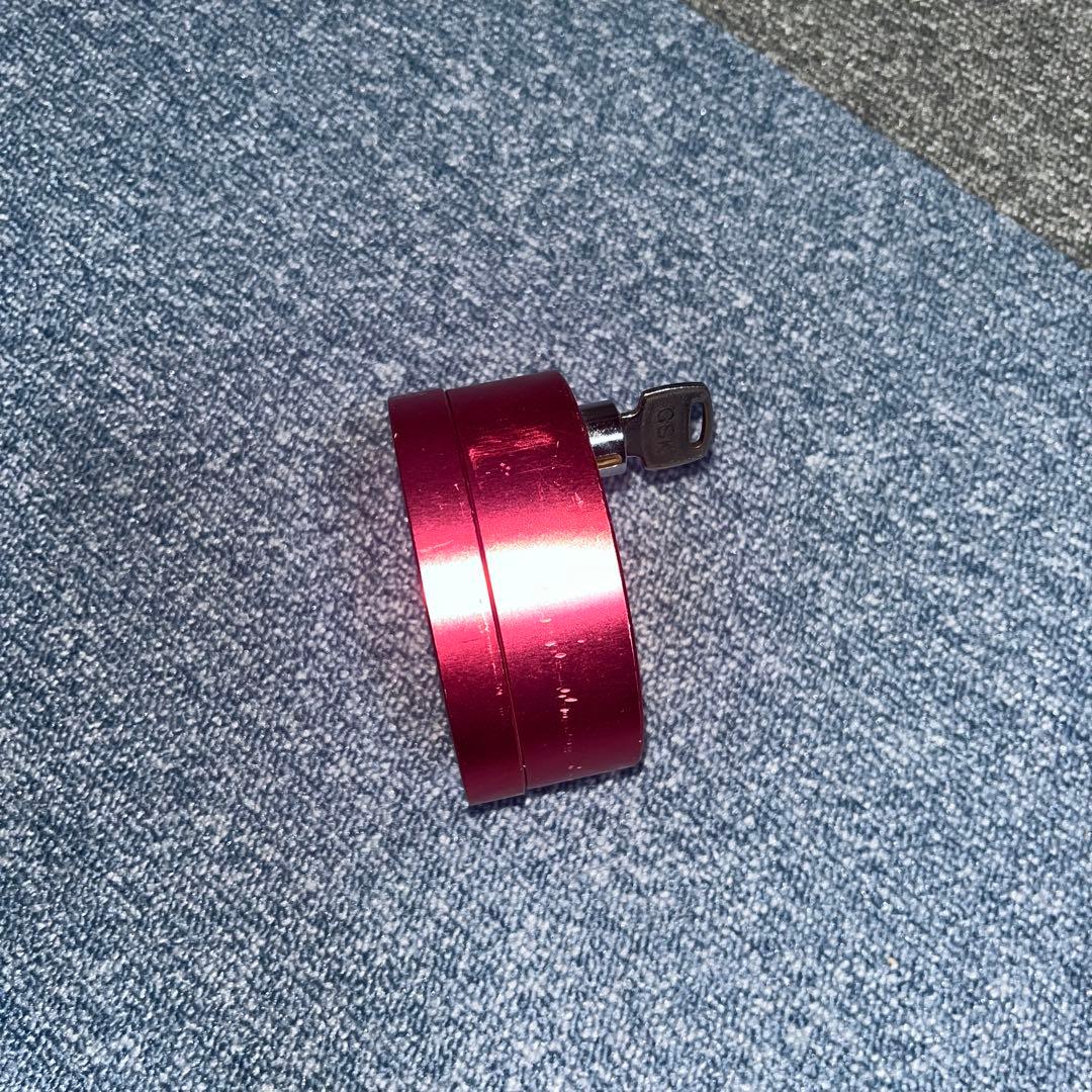 赤 ステアリングロック 鍵付き 日本製　ワークスベル