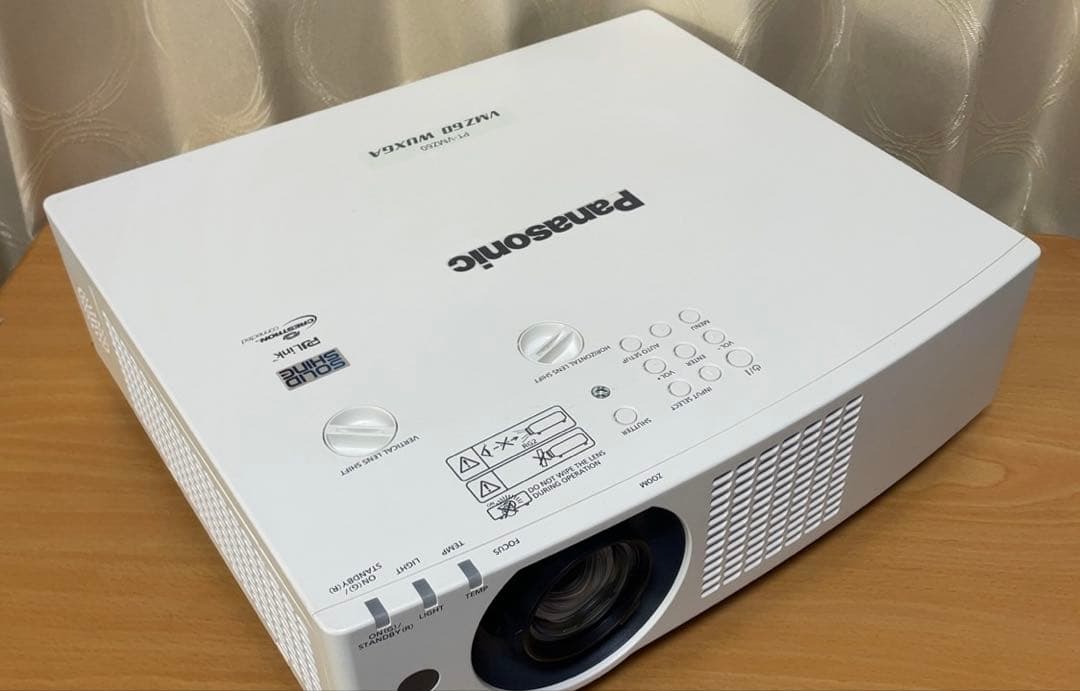 Panasonic業務用液晶プロジェクター PT-VMZ60J パナソニック天吊