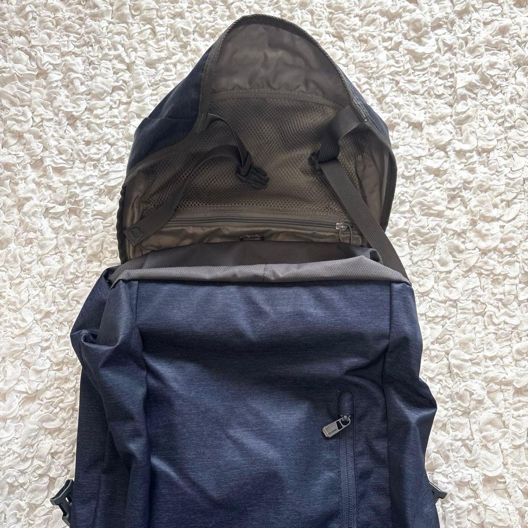 【美品】 MAMMUT リュック Neon Crag Denim Blue 28