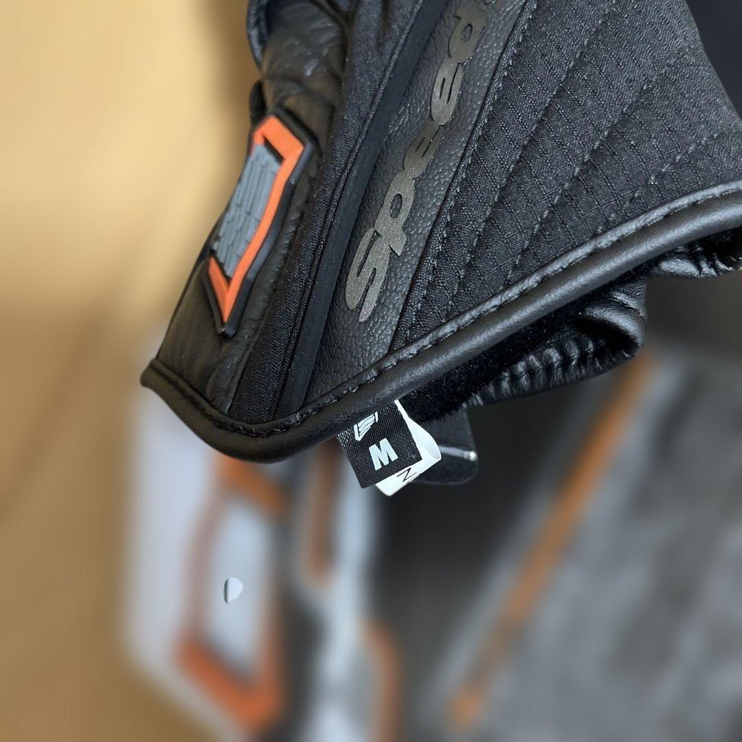 HYOD バイク用グローブ 秋冬用Mサイズ　新品