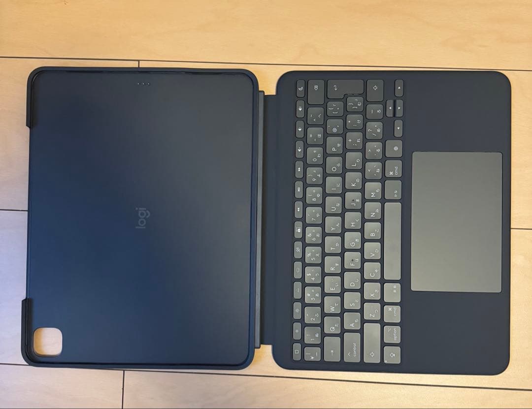 logicool iPad Pro 13インチ　ComboTouch