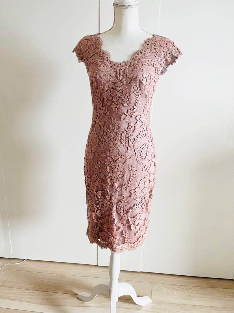 Tadashi Shoji ノースリーブドレス US 2