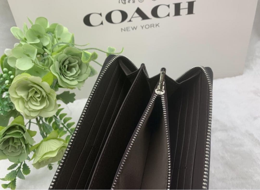 新品未使用コーチ長財布ヒョウ柄ラウンドファスナーレディースメンズ送料無料即日発送