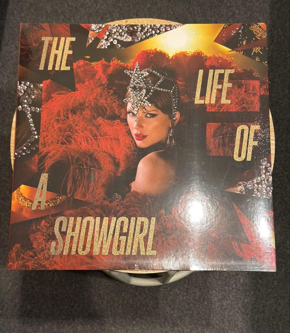 在庫わずか THE LIFE OF A SHOWGIRL初回限定プレス盤数量限定