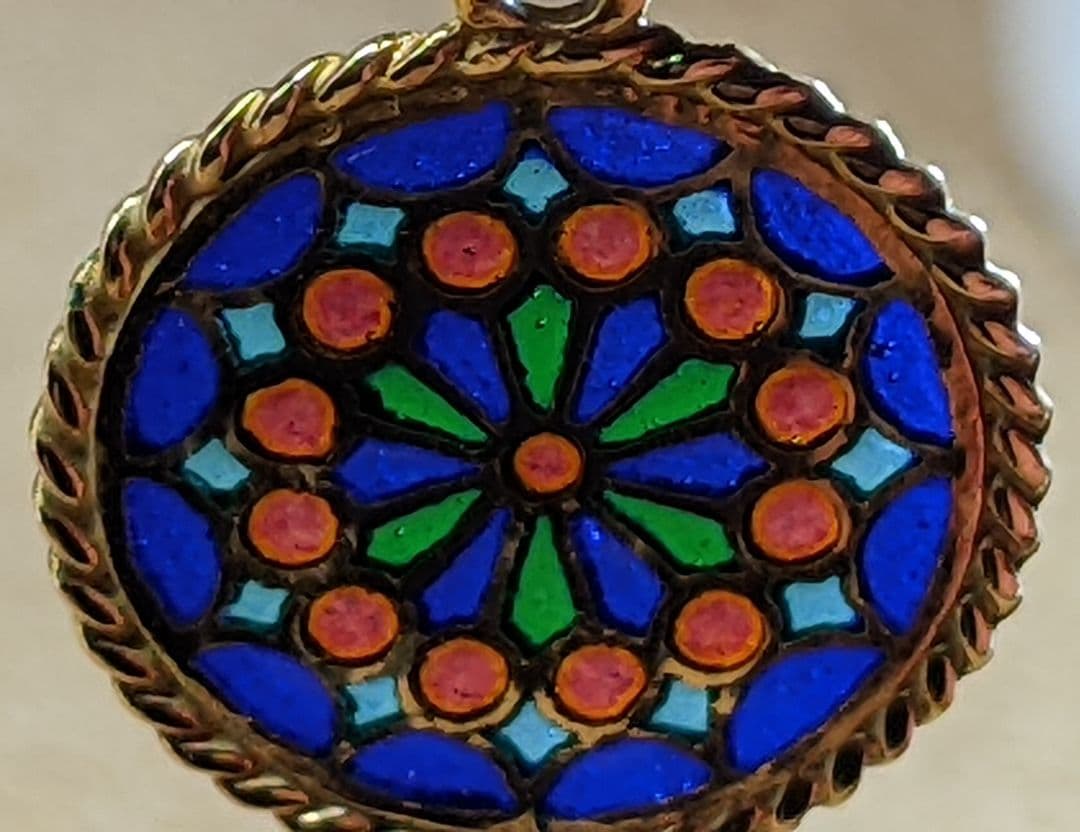 K18 エマイユ ノ−トルダム大聖堂 ネックレス トップ