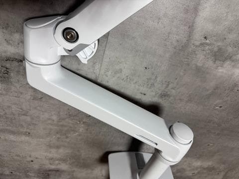 エルゴトロンLX　モニターアーム　ホワイト