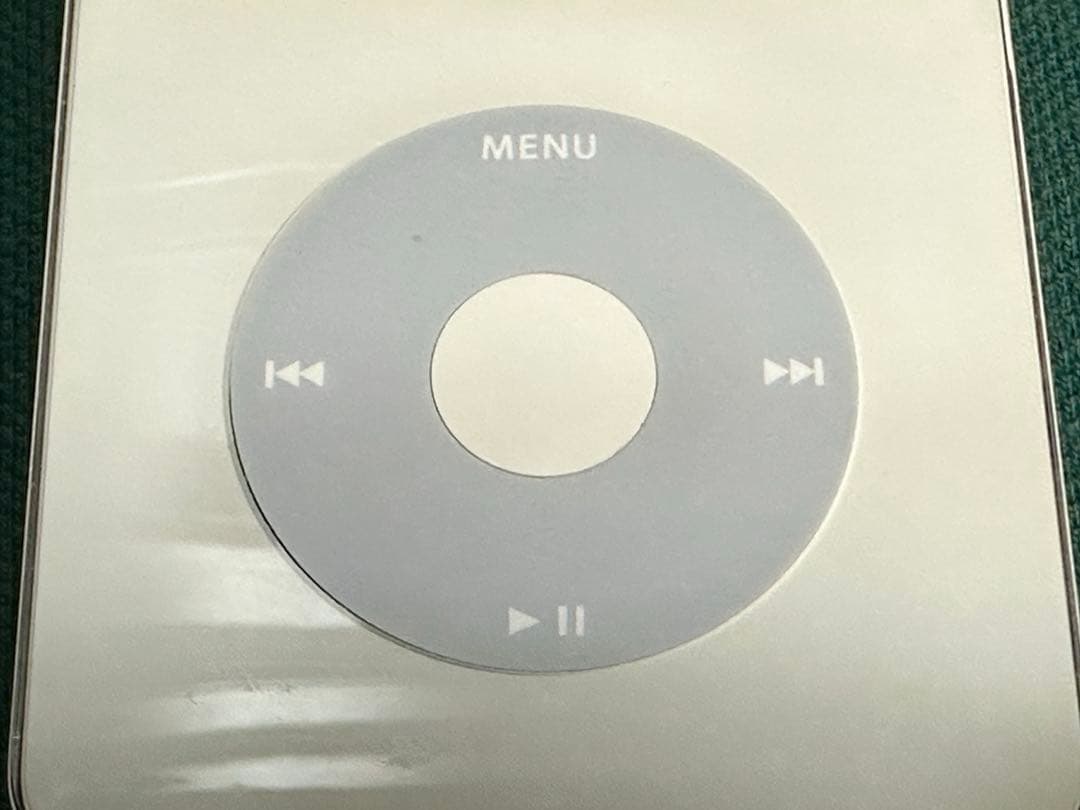 新品同様 iPod Classic 5.5世代　30GB MA444J