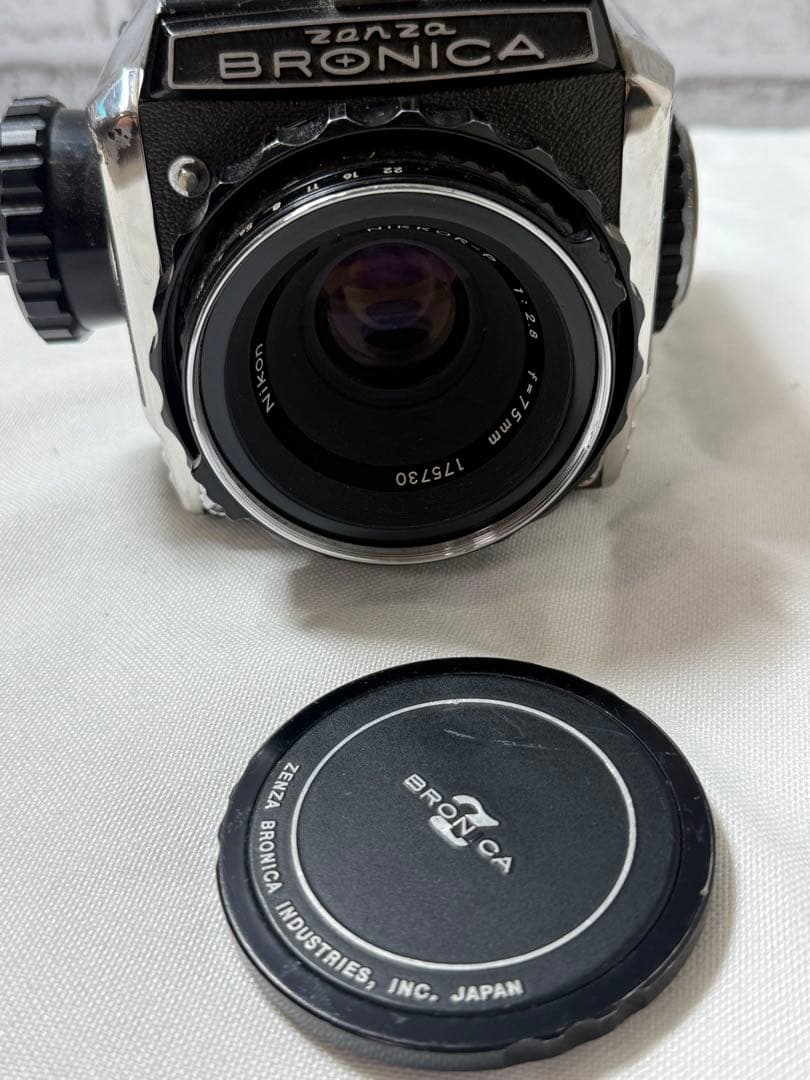 ダ*ル様 ブロニカ Zenza Bronica S2 / NIKKOR-P