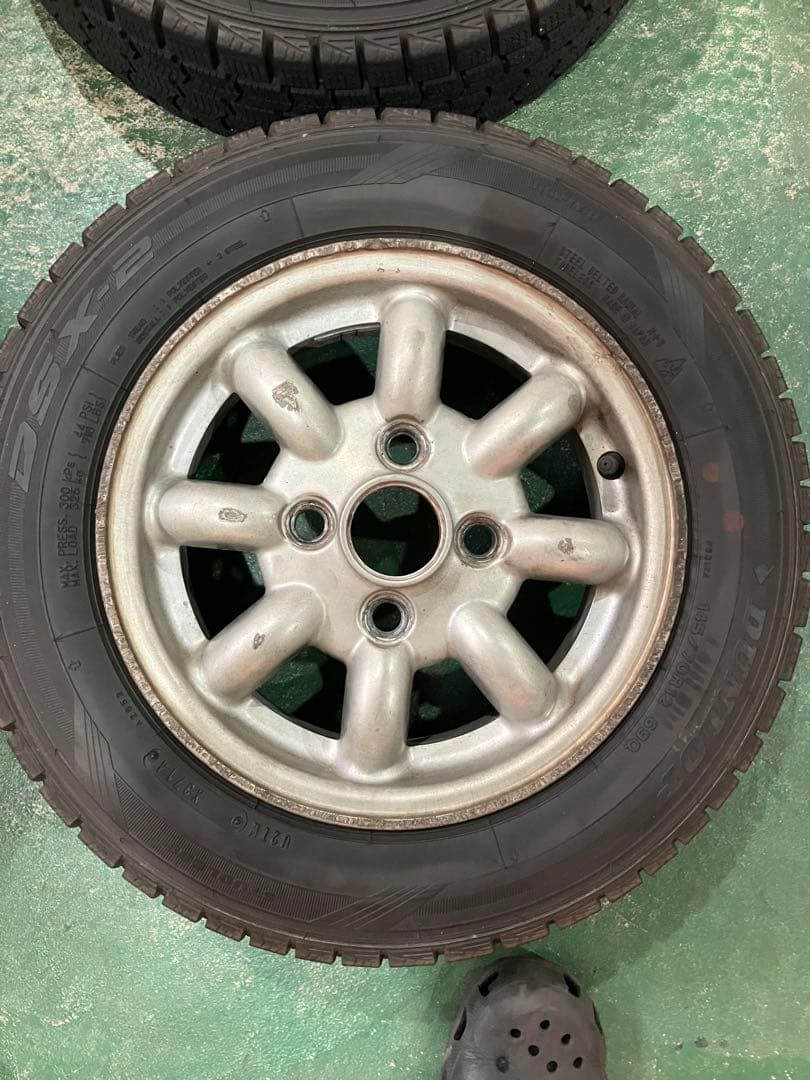 ローバーミニ用のスタッドレスタイヤ2本セットです。