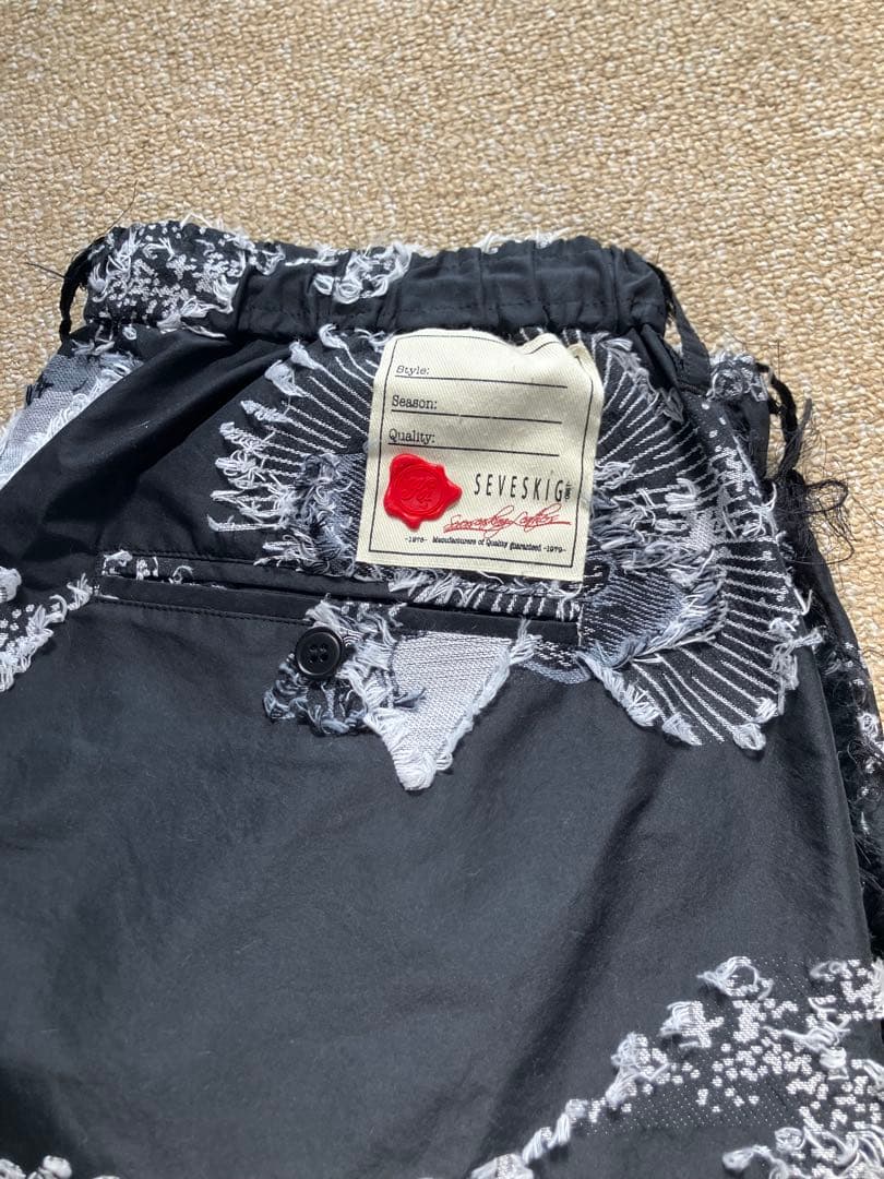 極美品　SEVESKIGペイズリーパンツ