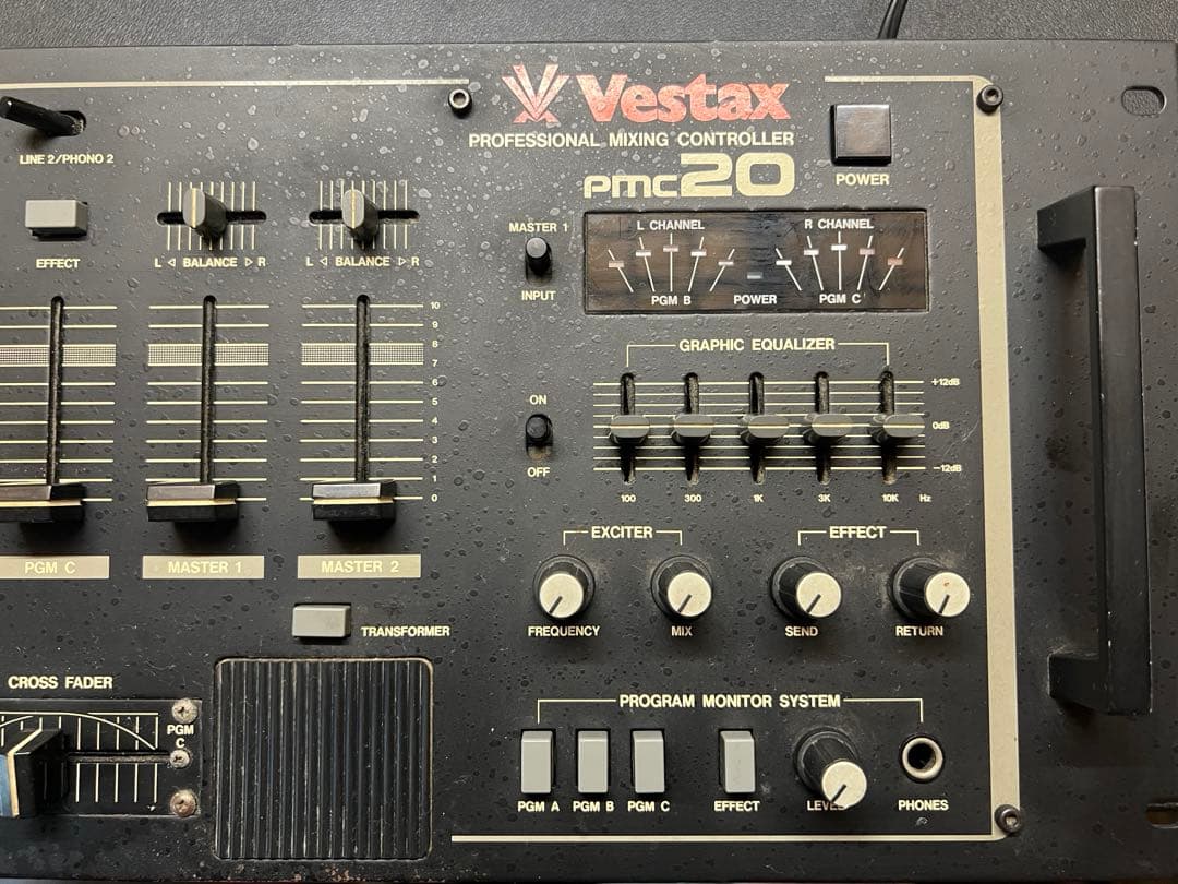 【DJミキサー】Vestax ベスタクス PMC20 PMC-20 PMC 20