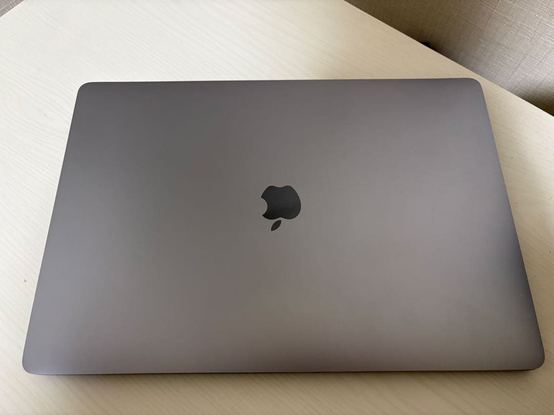【極美品・バッテリー正常】MacBook Pro 16インチ office付き