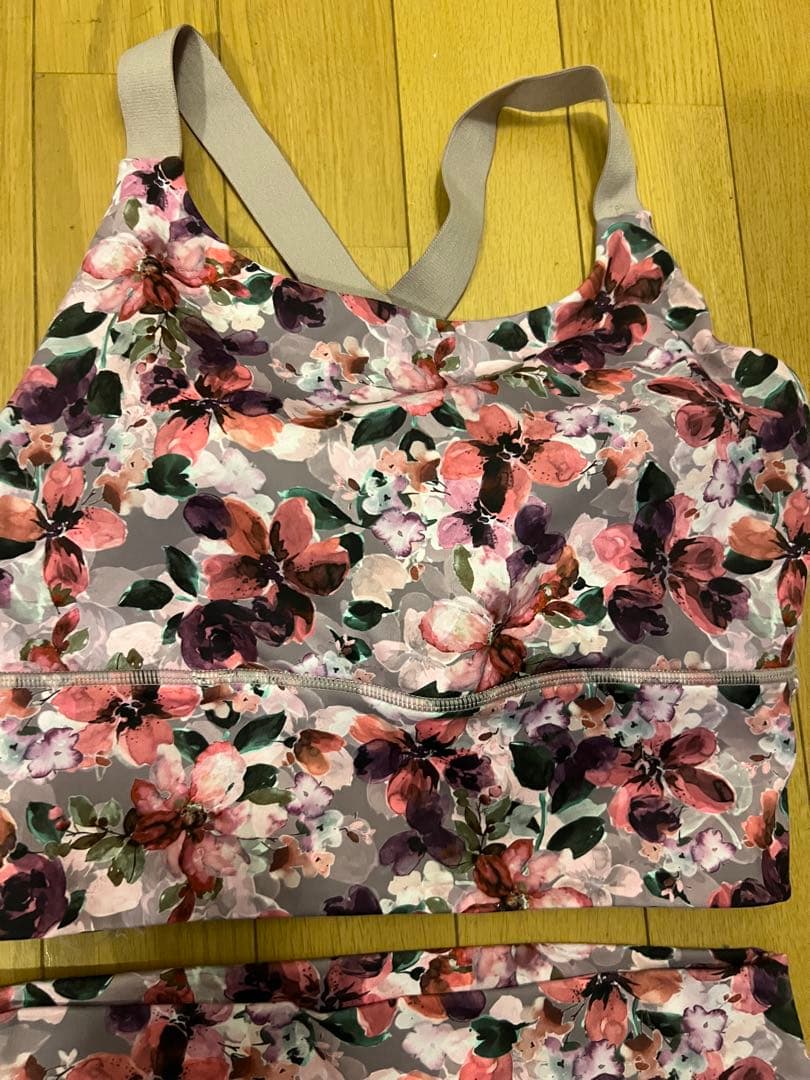 SUKALA フラワープリント ヨガウェアセット Mサイズ