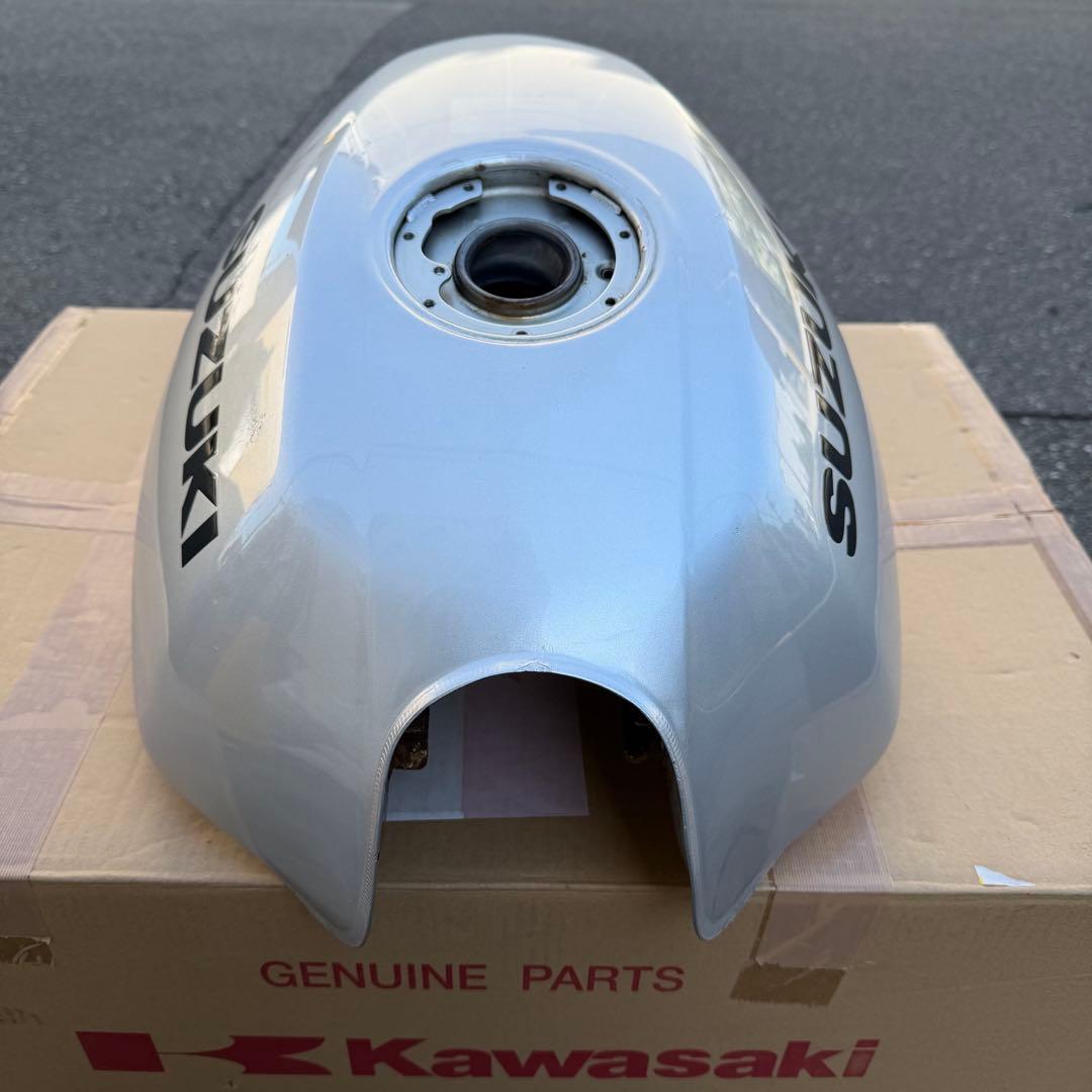 GSX250FX（バリオス2と同じ）ガソリンタンク