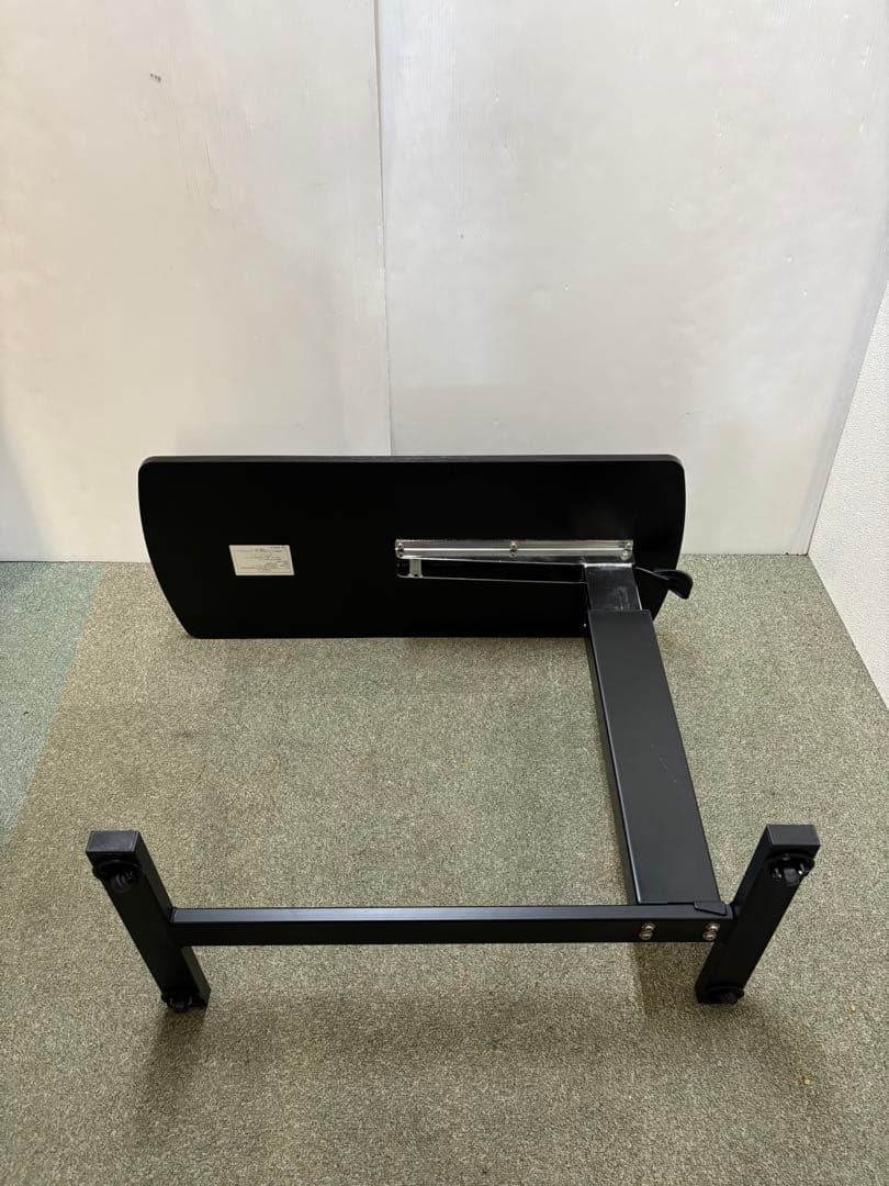 ガス圧昇降テーブル