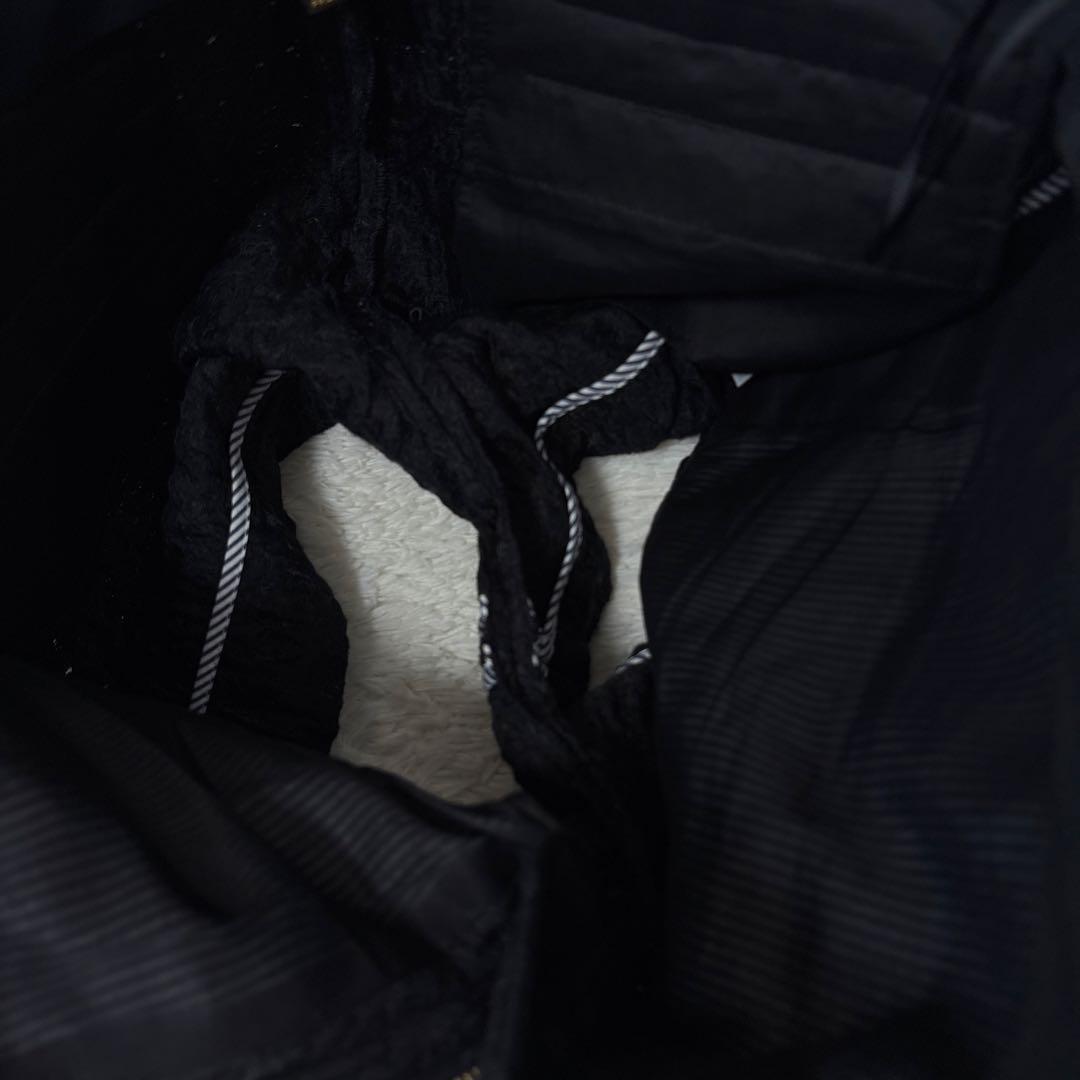 ことりショートパンツM 黒　ジャガード　シルク混　ゴールド金具