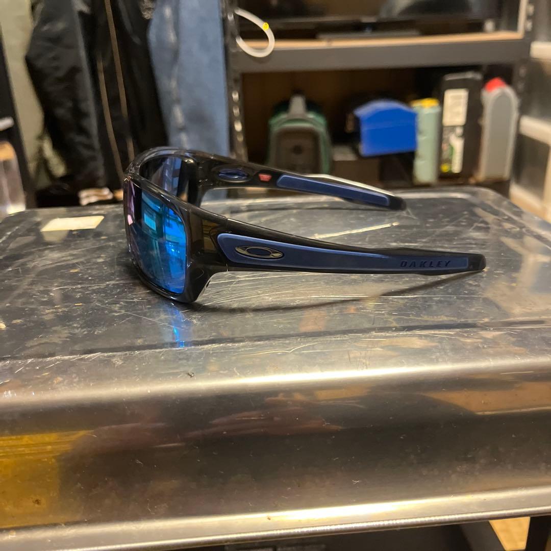 オークリー サングラス　タービンとピットブル　2個セット