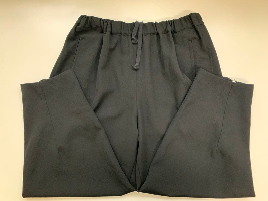 AD2023 コムコム COMME des GARCONS テーパードパンツ　黒