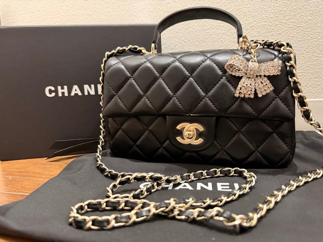 と*こ様 ノベルティ　ccロゴ　キルティングバッグ