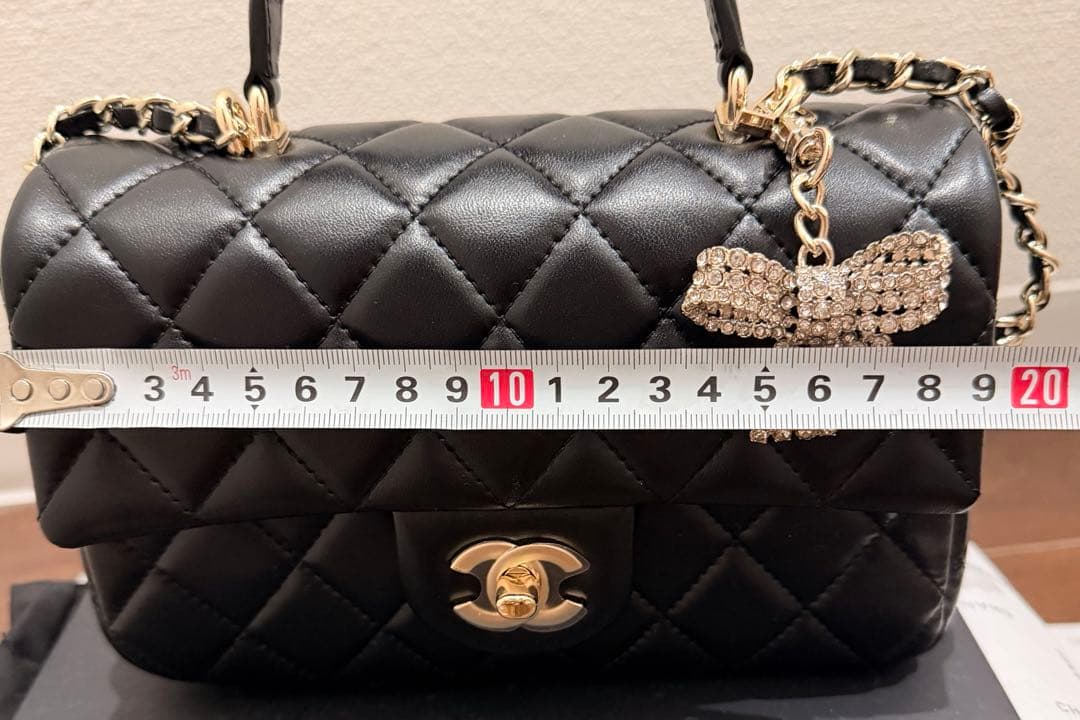 と*こ様 ノベルティ　ccロゴ　キルティングバッグ